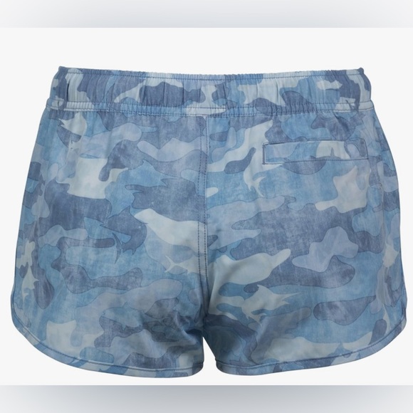 Salt Life Juniors/ Women's Into The Abyss Boardshorts  NWT - Picture 2 of 5